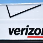 The Trade War’s Ripple Effect: Why Verizon Could Be Your Smartest Investment Now